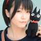 Illustration for article titled This emKikis Delivery Service/em Cosplay Delivers a Big Bow and a Little Black Cat